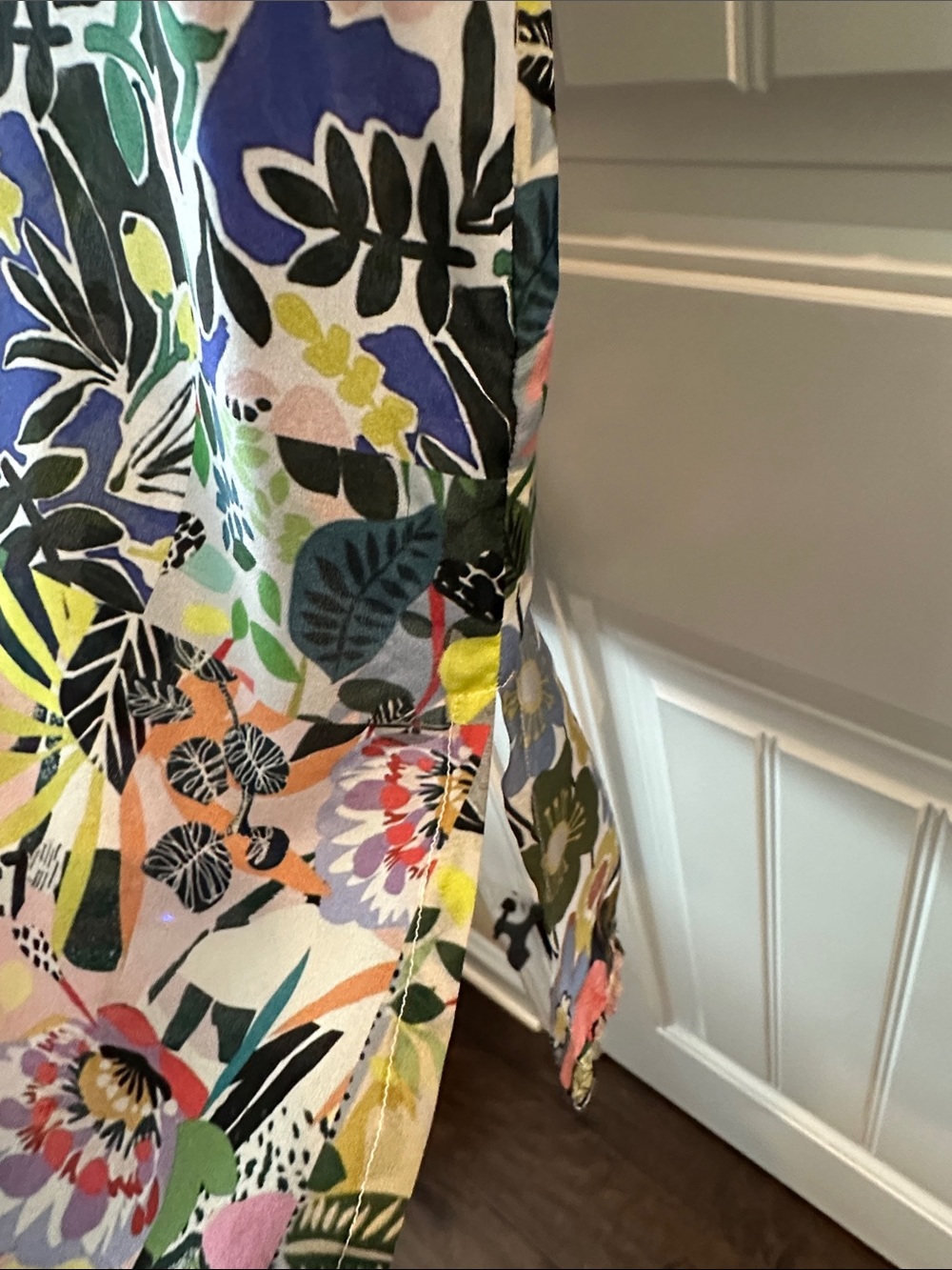 Johnny Was Multicolor Floral Sleeveless Button-Front Blouse - Picture 4 of 5